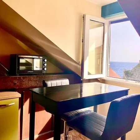 Summer-sea View Апартаменты Дубровник
